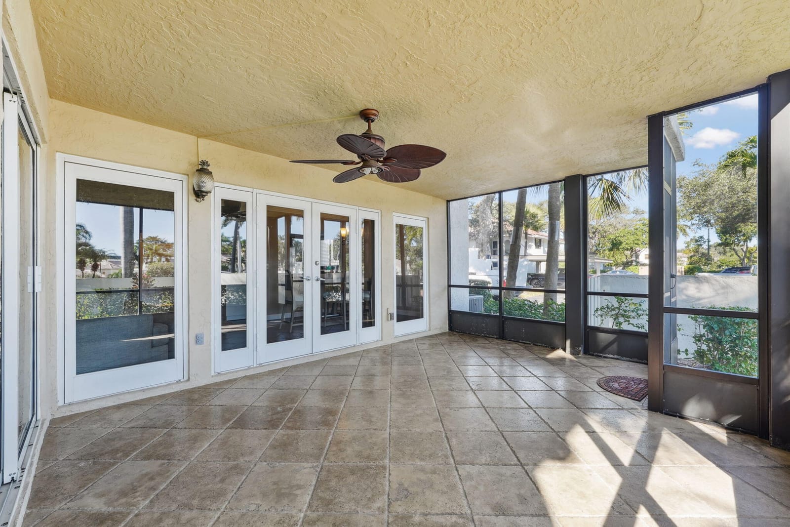 100 Pelican Pointe Drive 101, Delray Beach, FL 33483 photo 16
