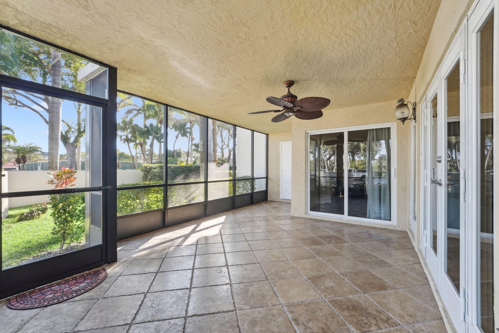 100 Pelican Pointe Drive 101, Delray Beach, FL 33483 photo 18