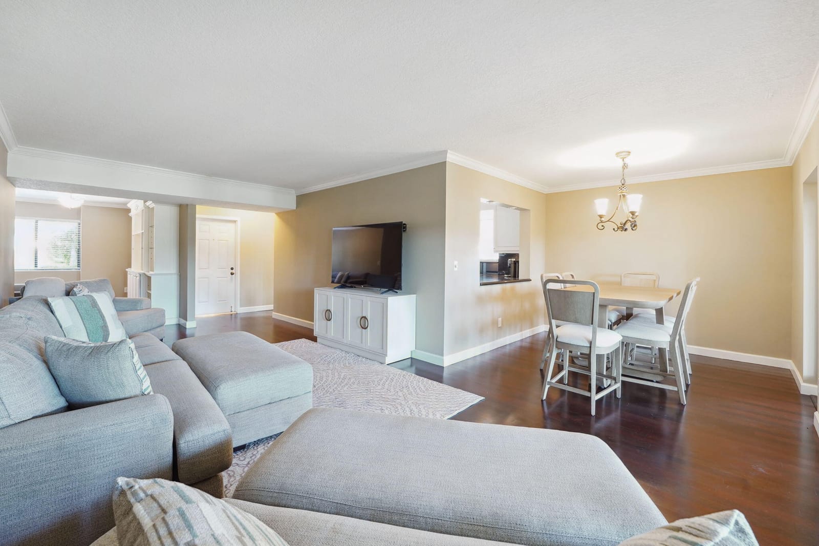 100 Pelican Pointe Drive 101, Delray Beach, FL 33483 photo 6