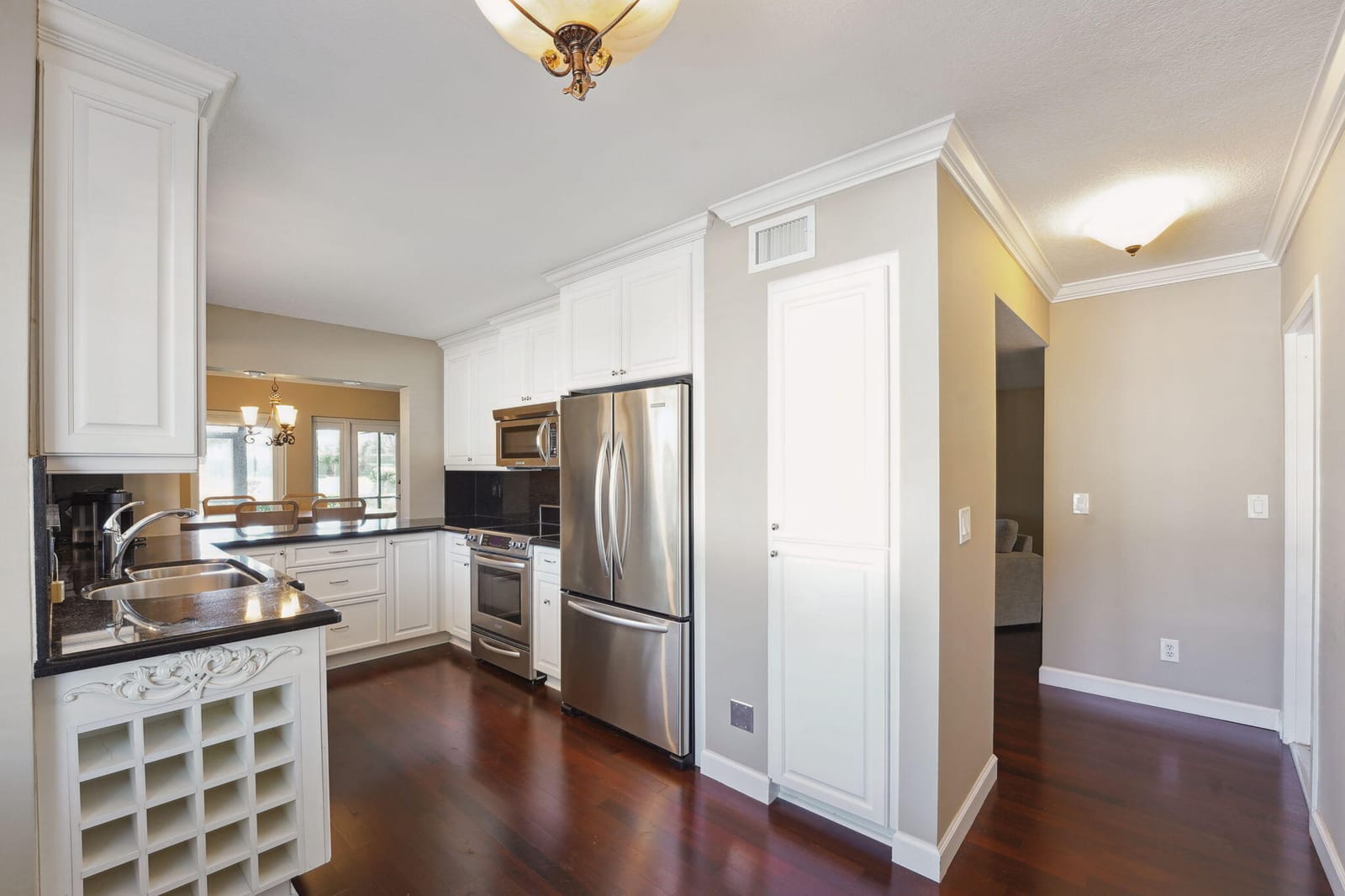 100 Pelican Pointe Drive 101, Delray Beach, FL 33483 photo 8