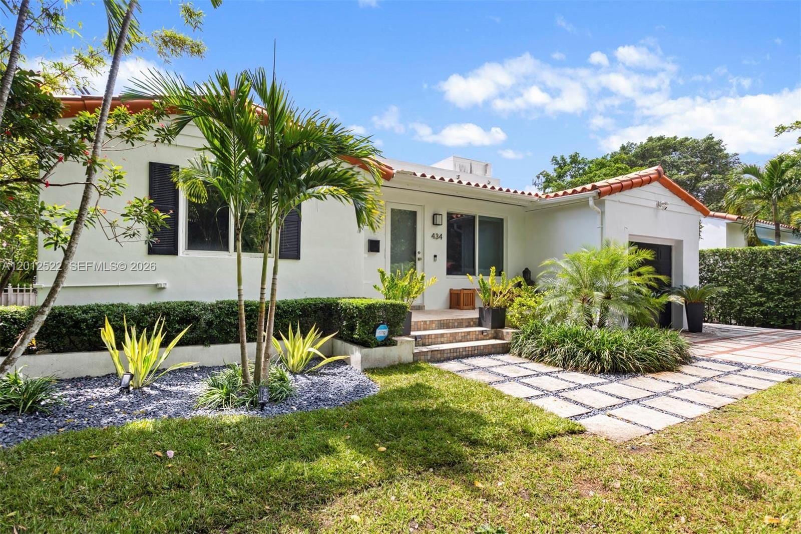 434 Loretto Avenue, Coral Gables, FL 33146 photo 2