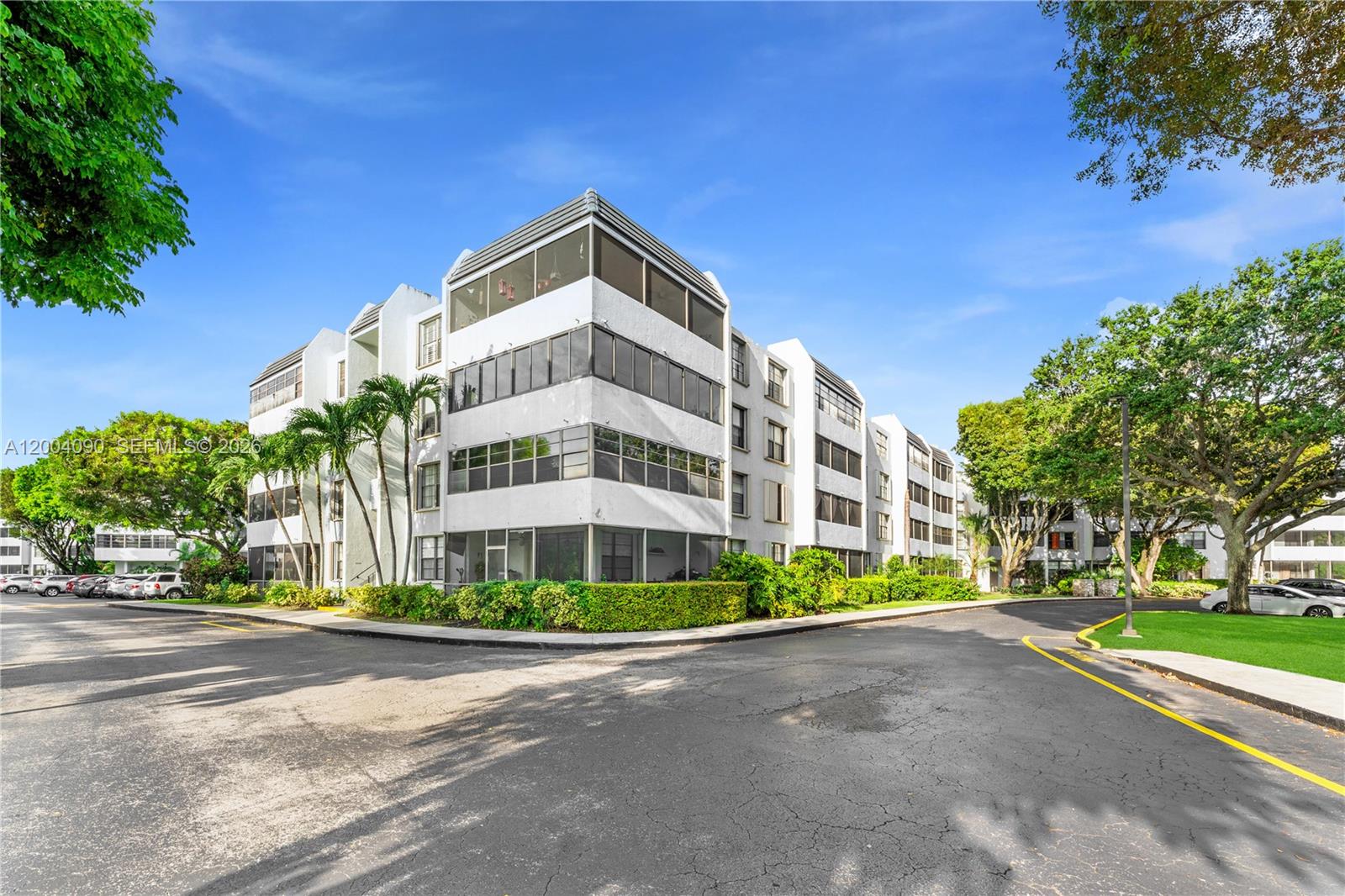 10852 N Kendall Drive 312, Miami, FL 33176, Miami