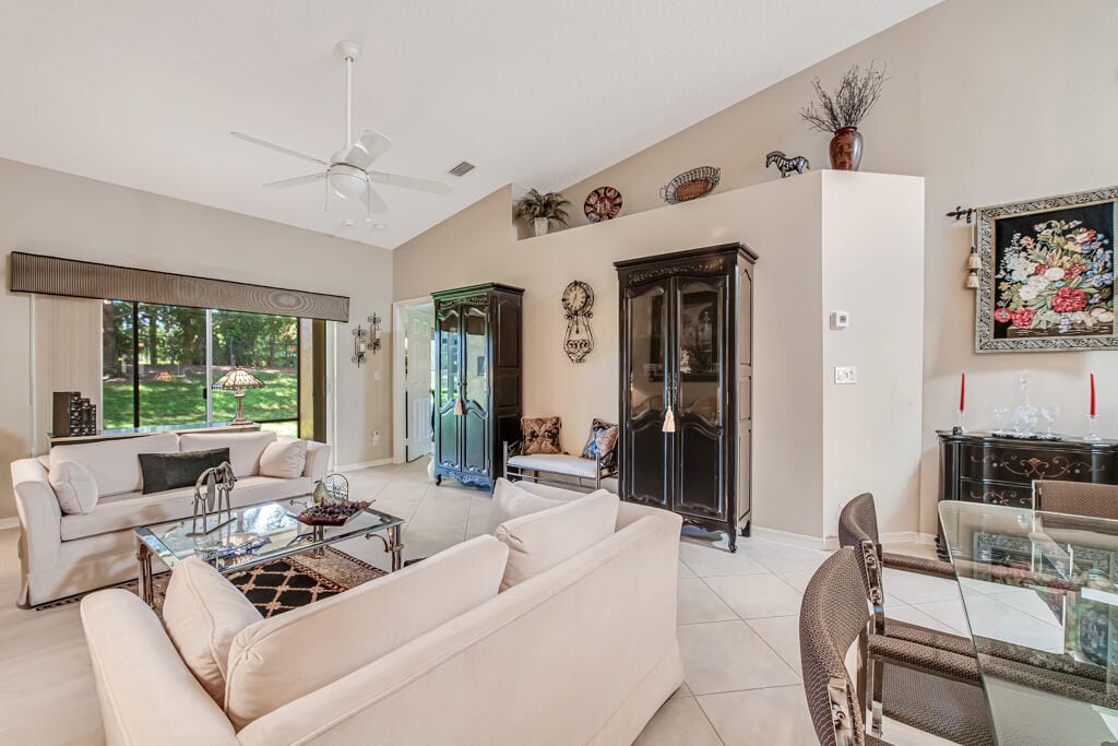 9436 Swansea Lane, West Palm Beach, FL 33411 photo 12