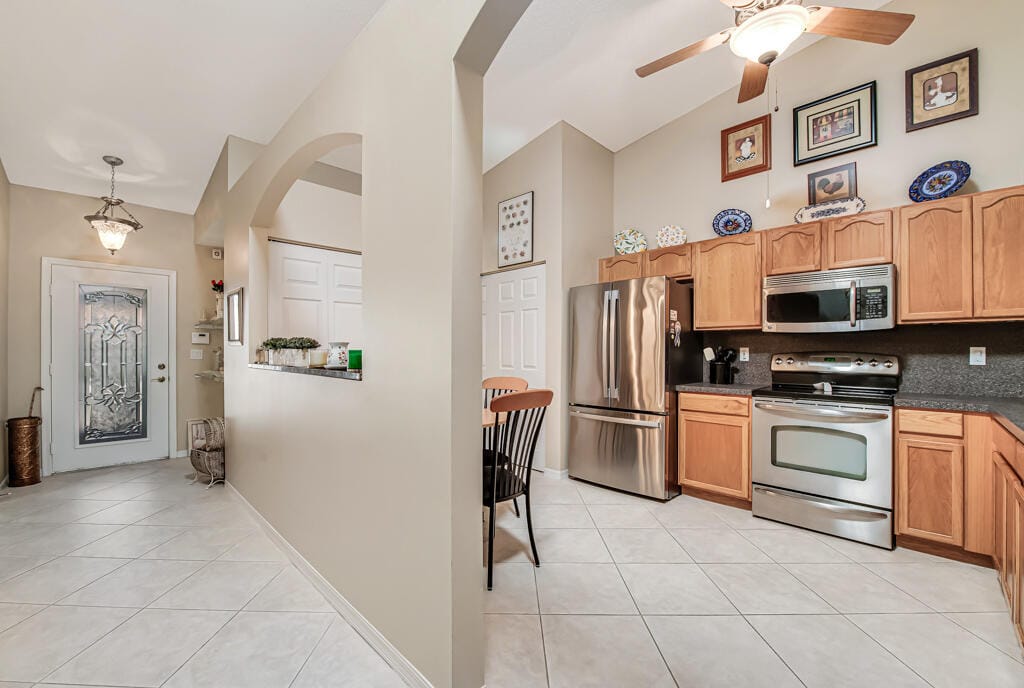9436 Swansea Lane, West Palm Beach, FL 33411 photo 14