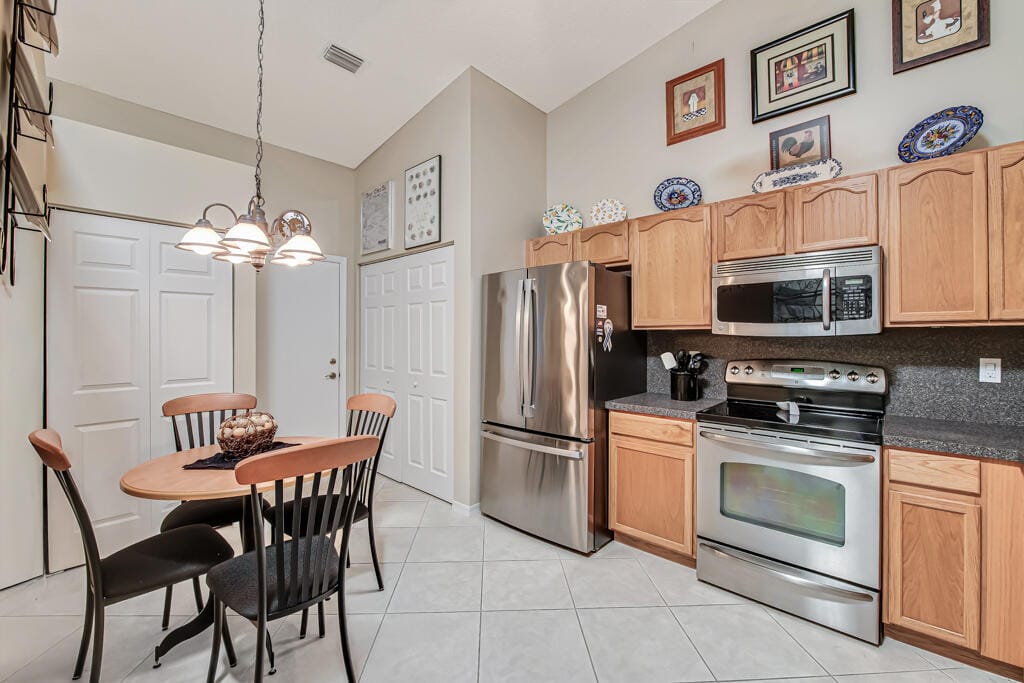 9436 Swansea Lane, West Palm Beach, FL 33411 photo 18