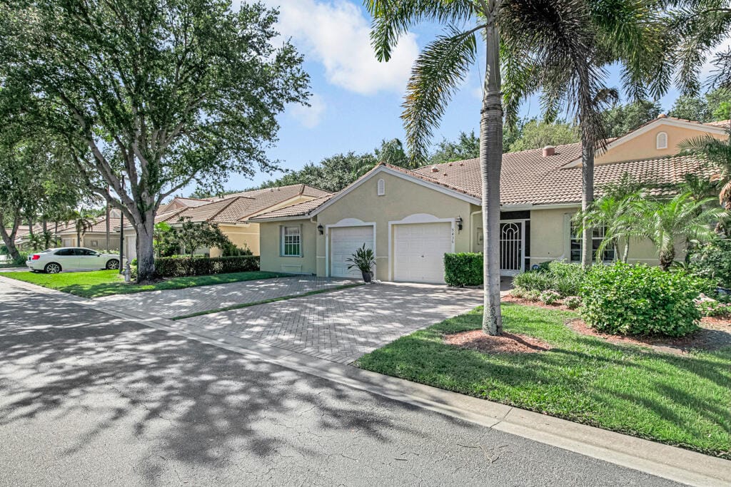 9436 Swansea Lane, West Palm Beach, FL 33411 photo 3