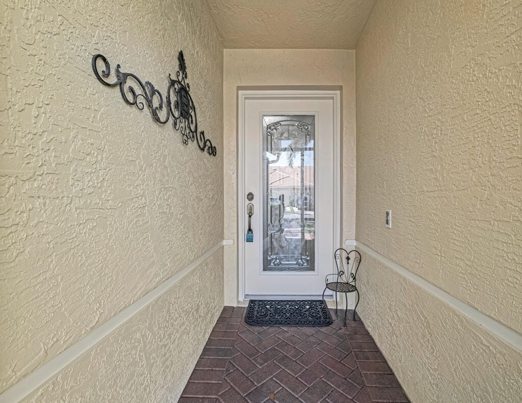 9436 Swansea Lane, West Palm Beach, FL 33411 photo 6