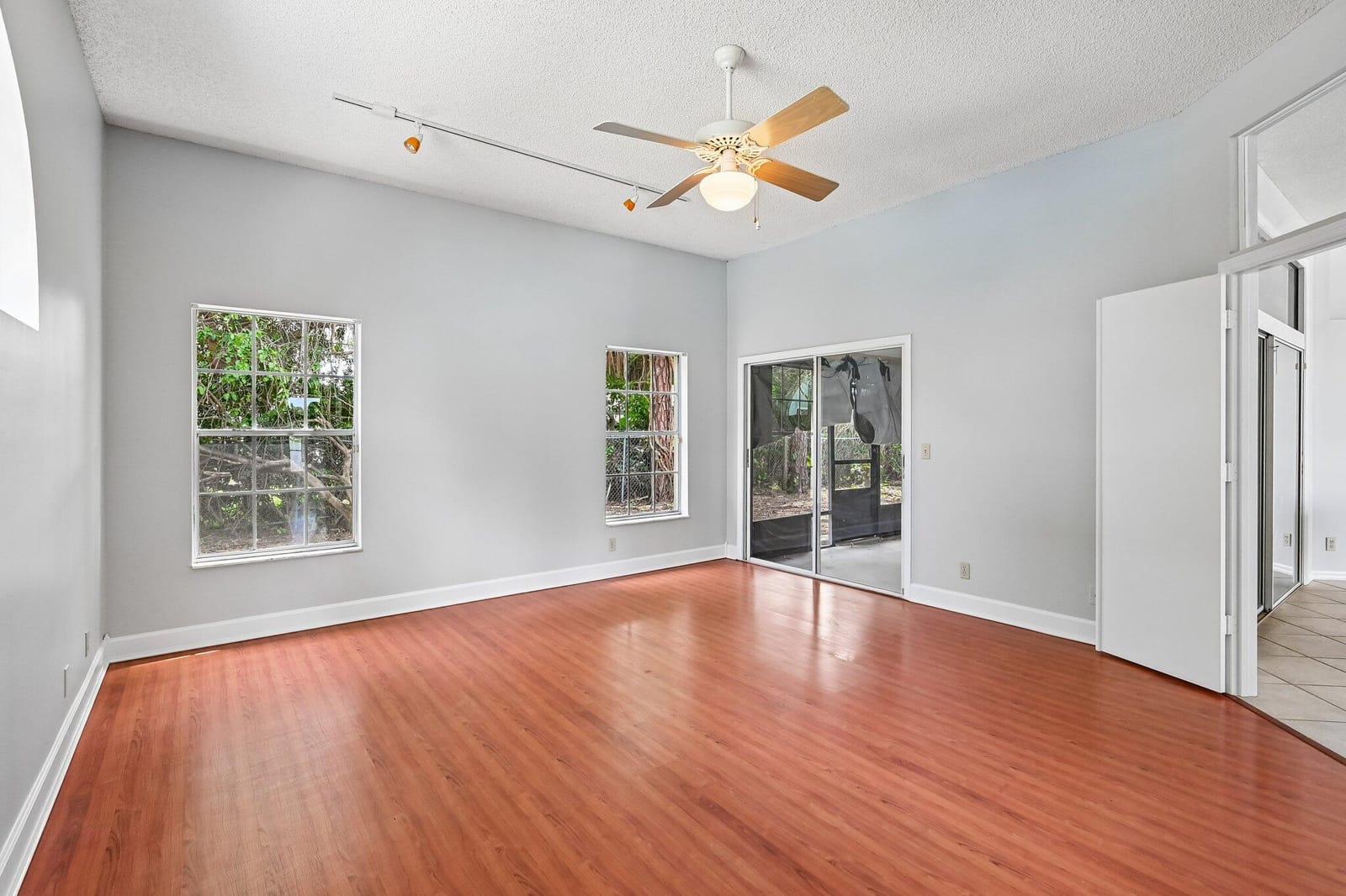 160 Royal Pine Circle S — photo 12