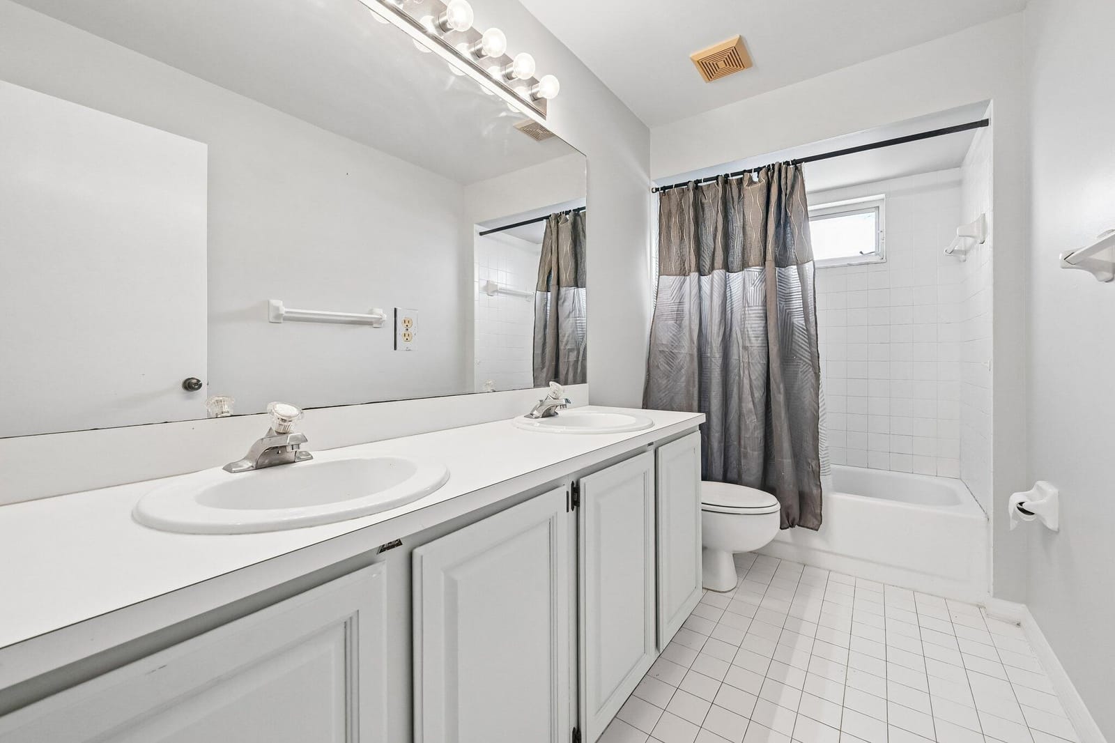 160 Royal Pine Circle S, Royal Palm Beach, FL 33411 photo 19