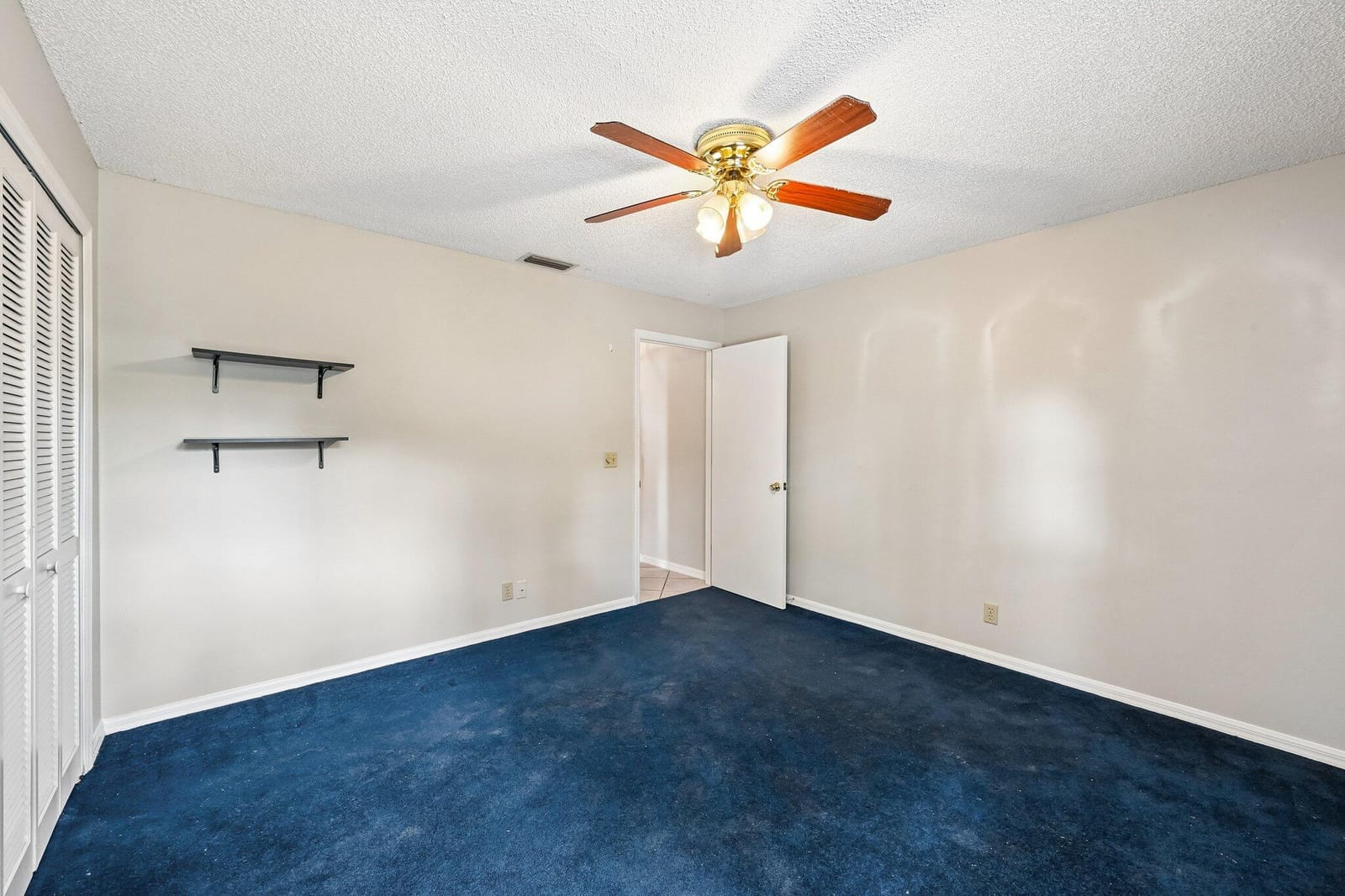 160 Royal Pine Circle S, Royal Palm Beach, FL 33411 photo 21
