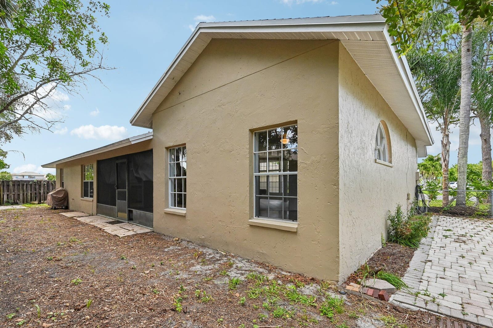 160 Royal Pine Circle S, Royal Palm Beach, FL 33411 photo 25