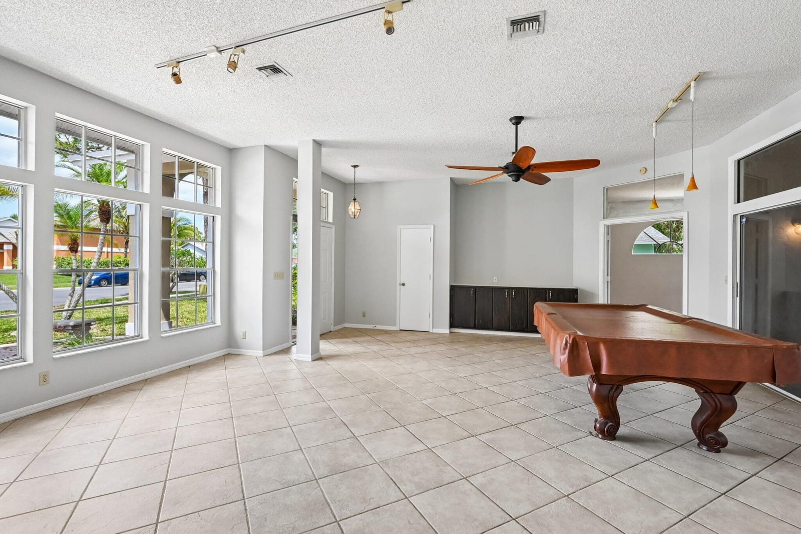 160 Royal Pine Circle S — photo 6