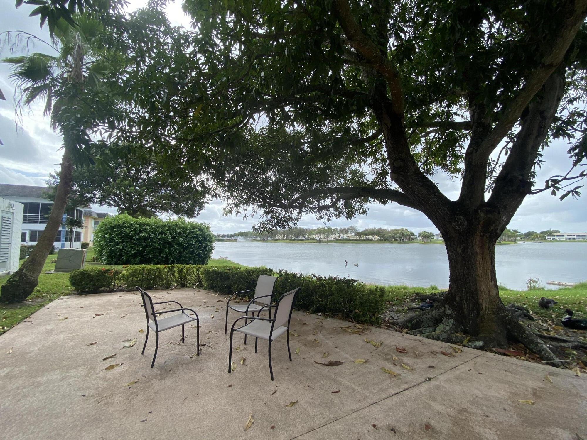 68 Stratford E, West Palm Beach, FL 33417, West Palm Beach