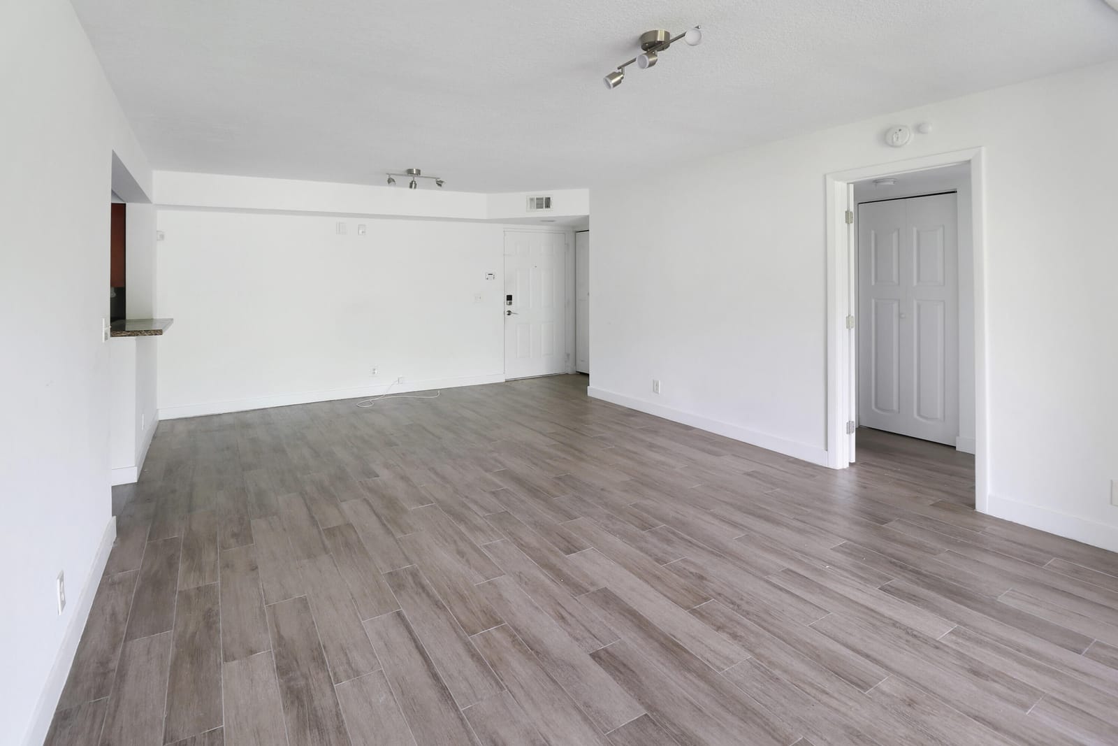 5701 Riverside Drive 102b6, Coral Springs, FL 33067 photo 7