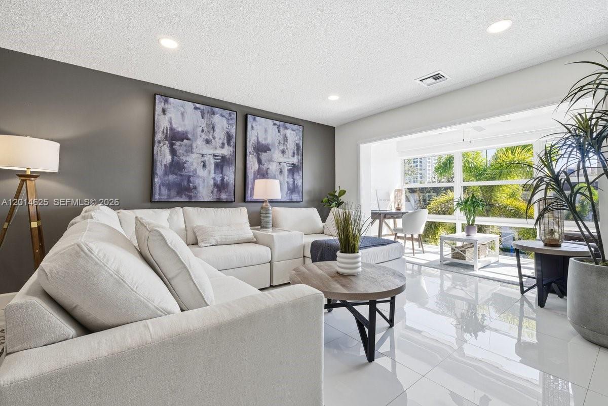 1501 S Ocean Boulevard 307, Lauderdale-By-The-Sea, FL 33062, Lauderdale By The Sea