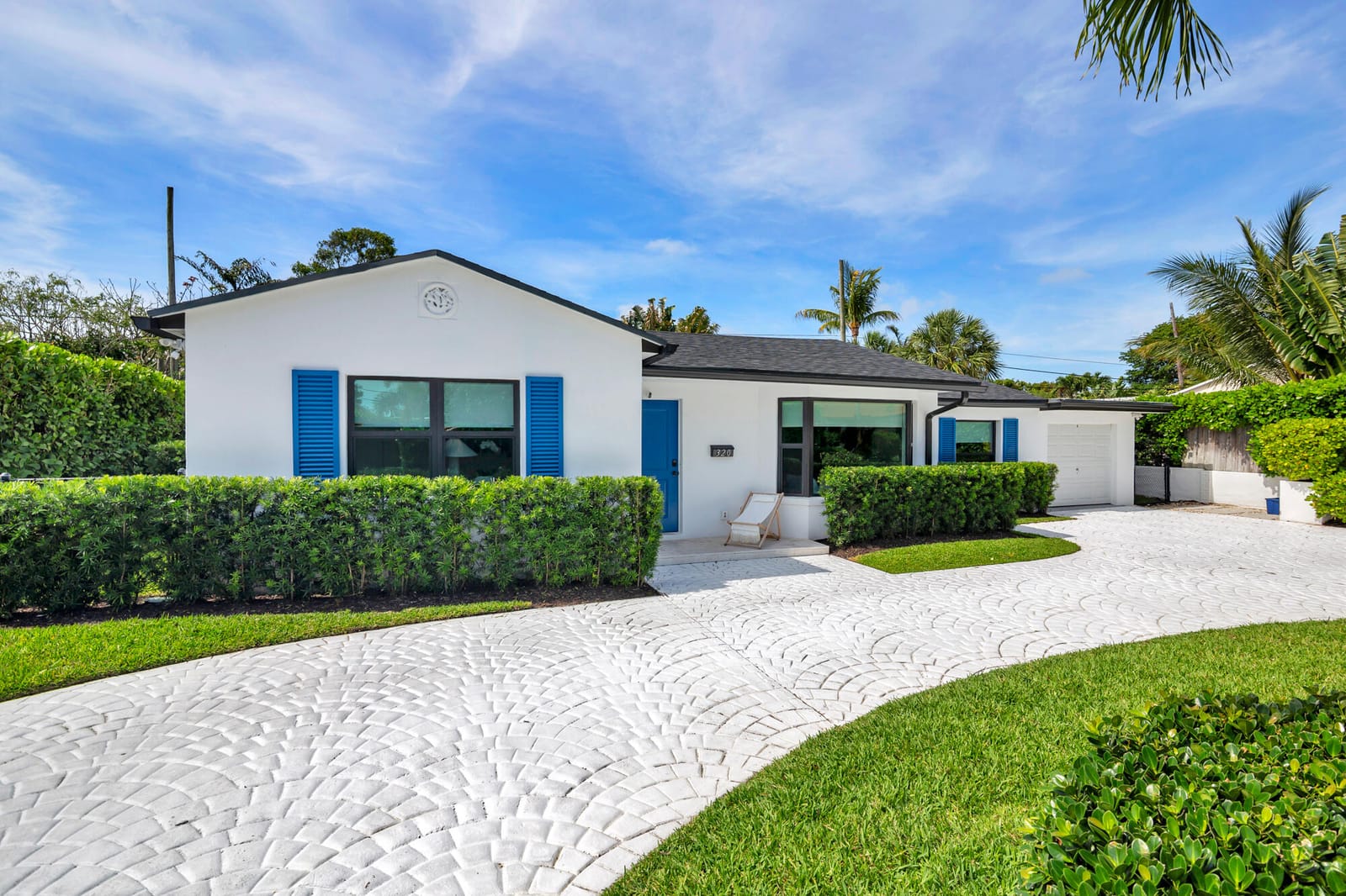 320 Linda Lane, West Palm Beach, FL 33405 photo 2