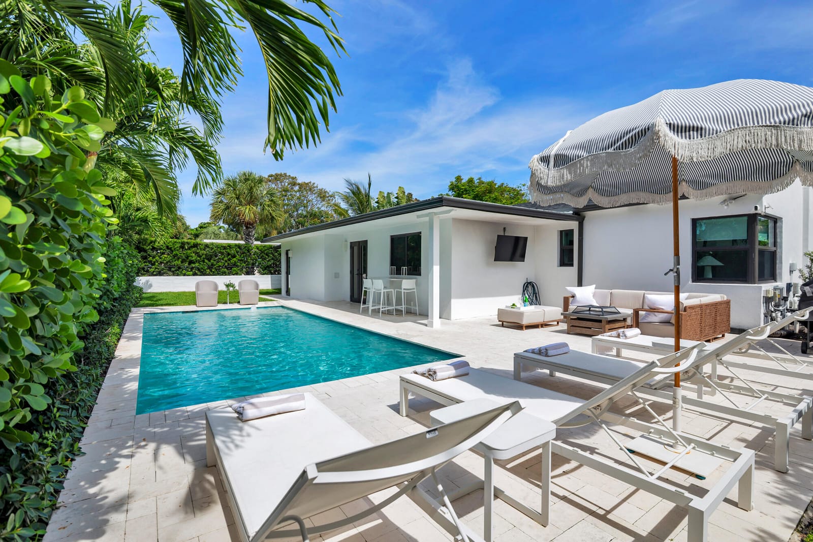 320 Linda Lane, West Palm Beach, FL 33405 photo 25