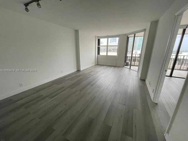 1901 Brickell Avenue B2104, Miami, FL 33129