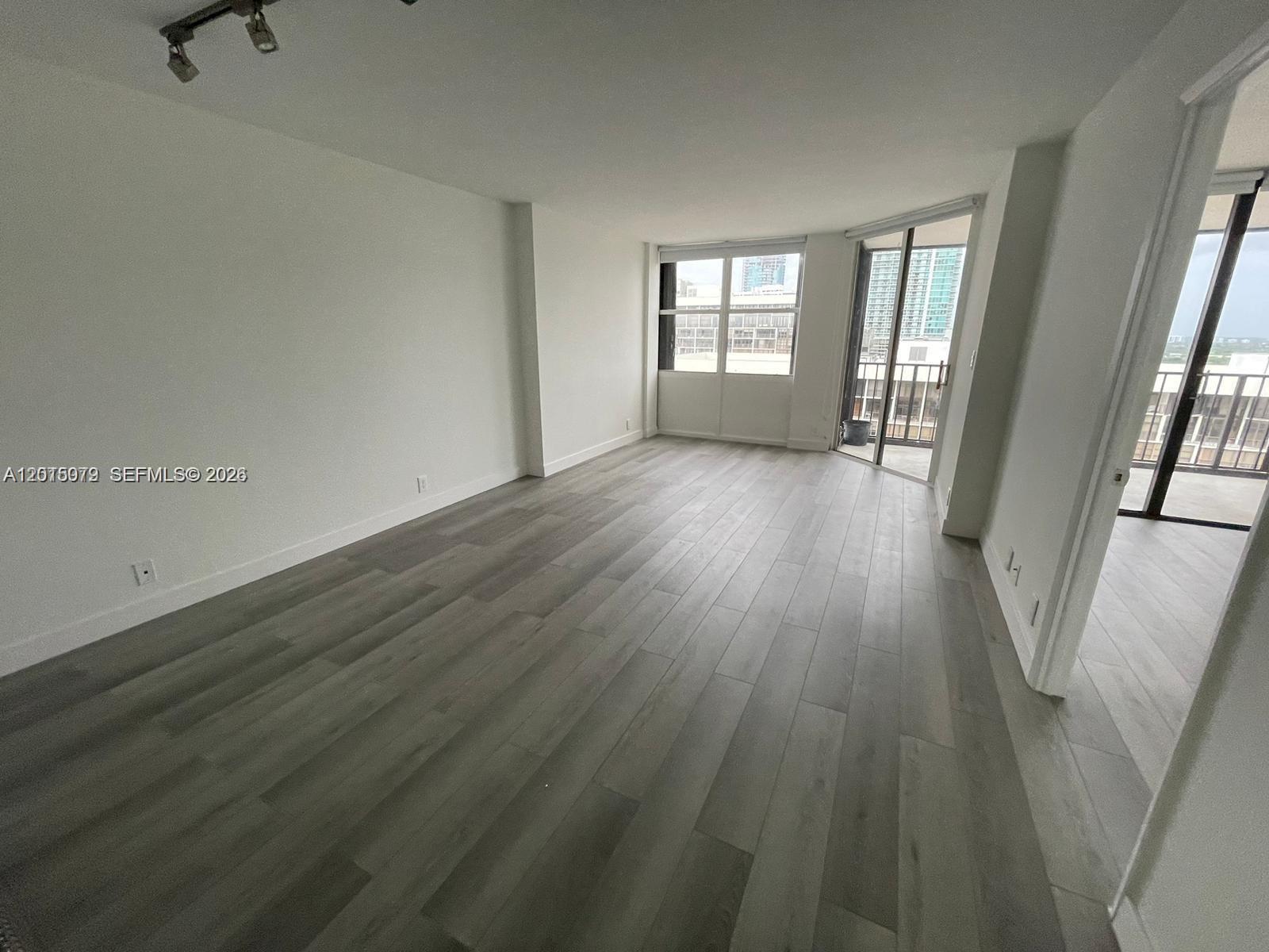 1901 Brickell Avenue B2104, Miami, FL 33129, Miami