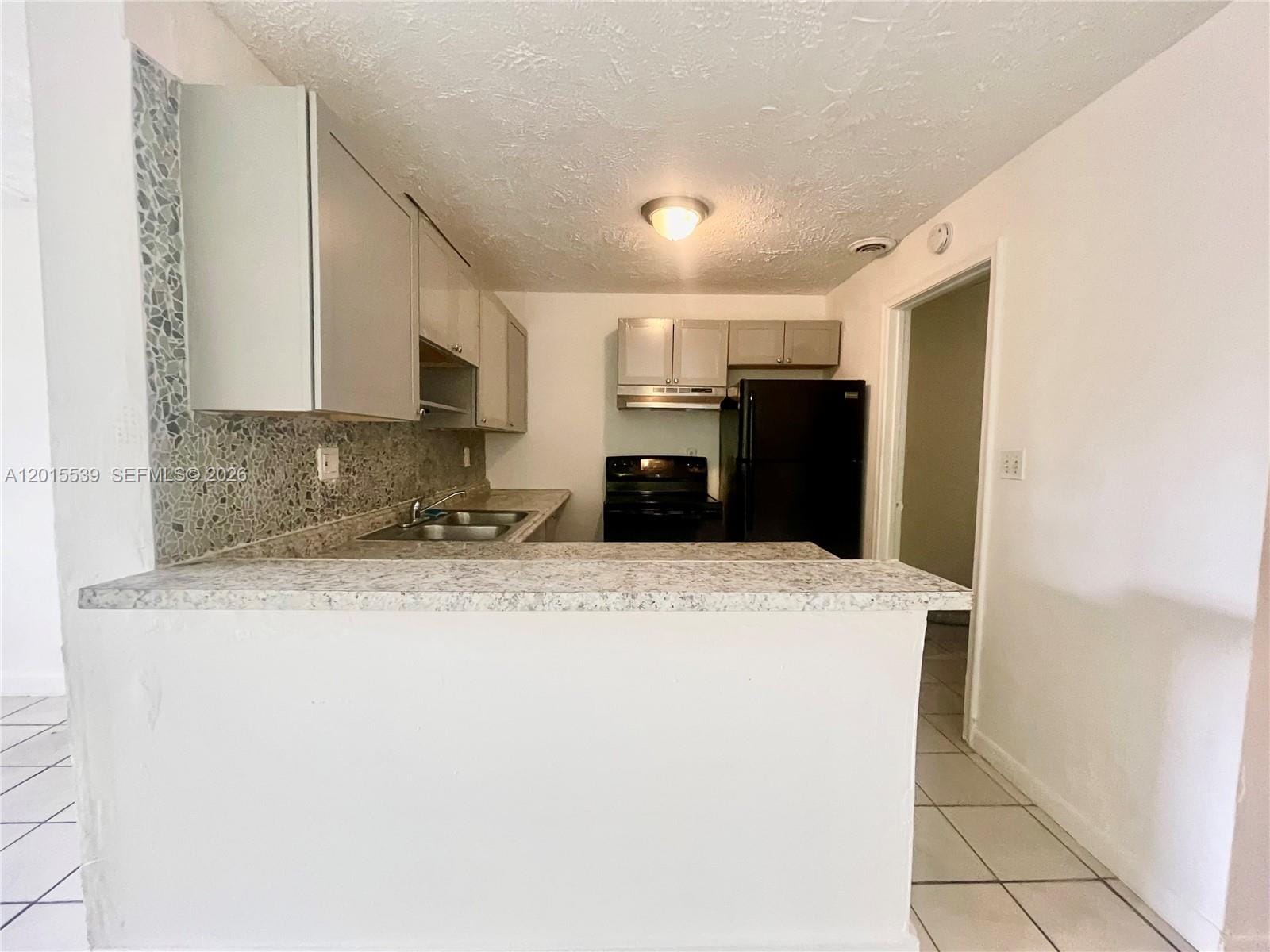 2621 Riverland Drive 2 — photo 2