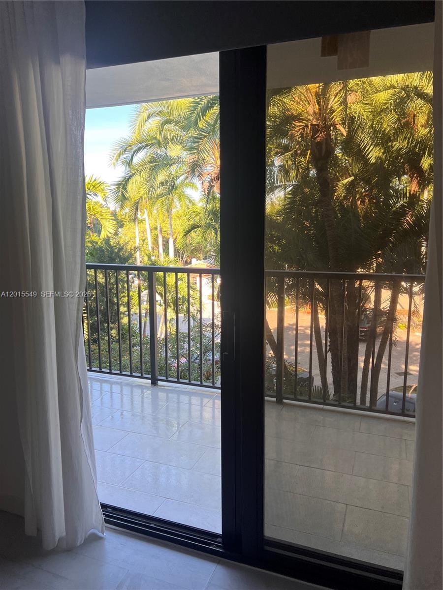 55 Ocean Lane Drive 3030 — photo 5