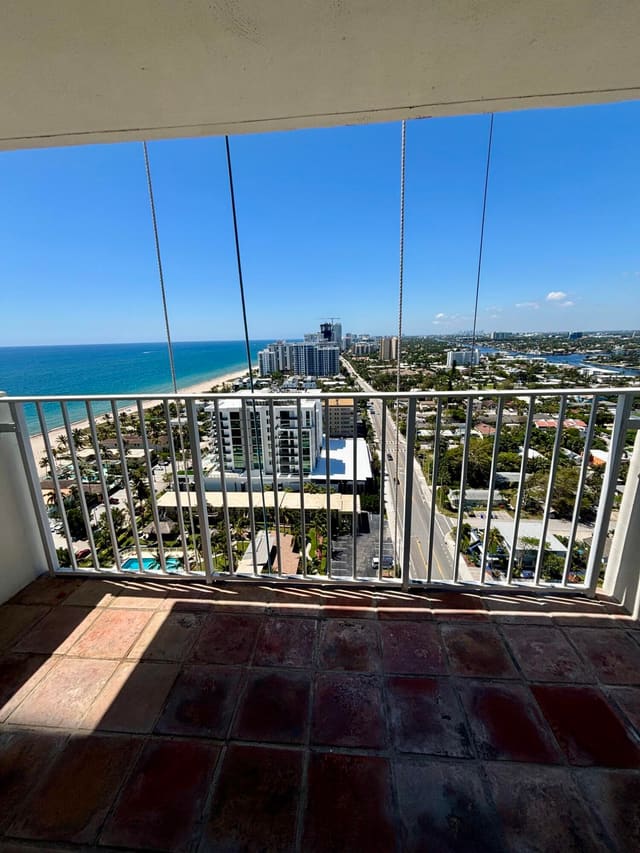 111 Briny Avenue 23-14, Pompano Beach, FL 33062