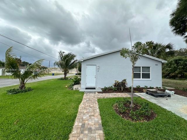101 W 11th Street 2, Riviera Beach, FL 33404, Riviera Beach