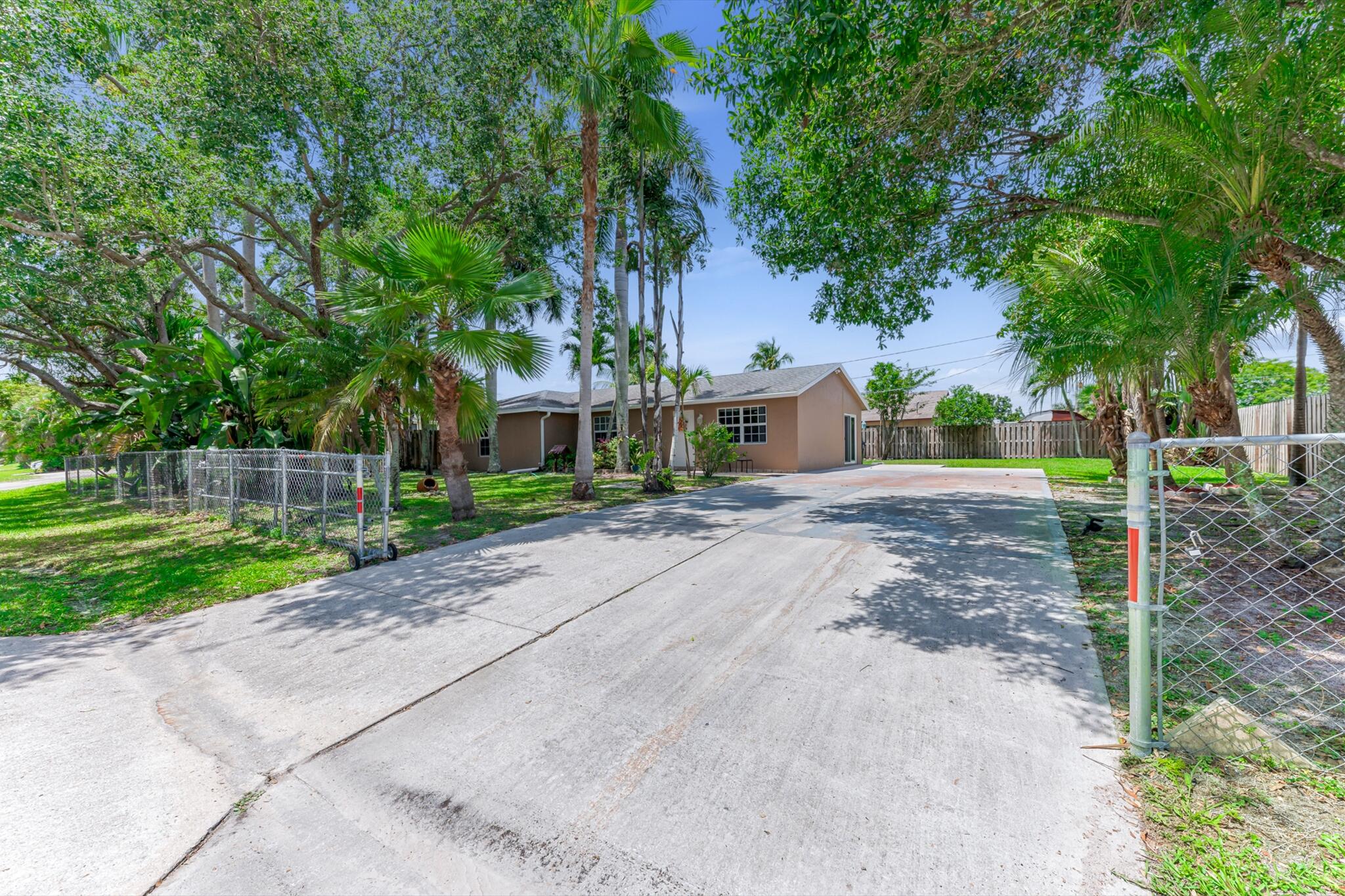 9159 Honeywell Road, Lake Worth, FL 33467, Lake Worth