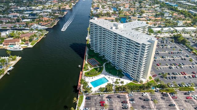 3200 NE 36th Street 1101, sold in Coral Ridge Towers North Co Op, Fort Lauderdale, FL