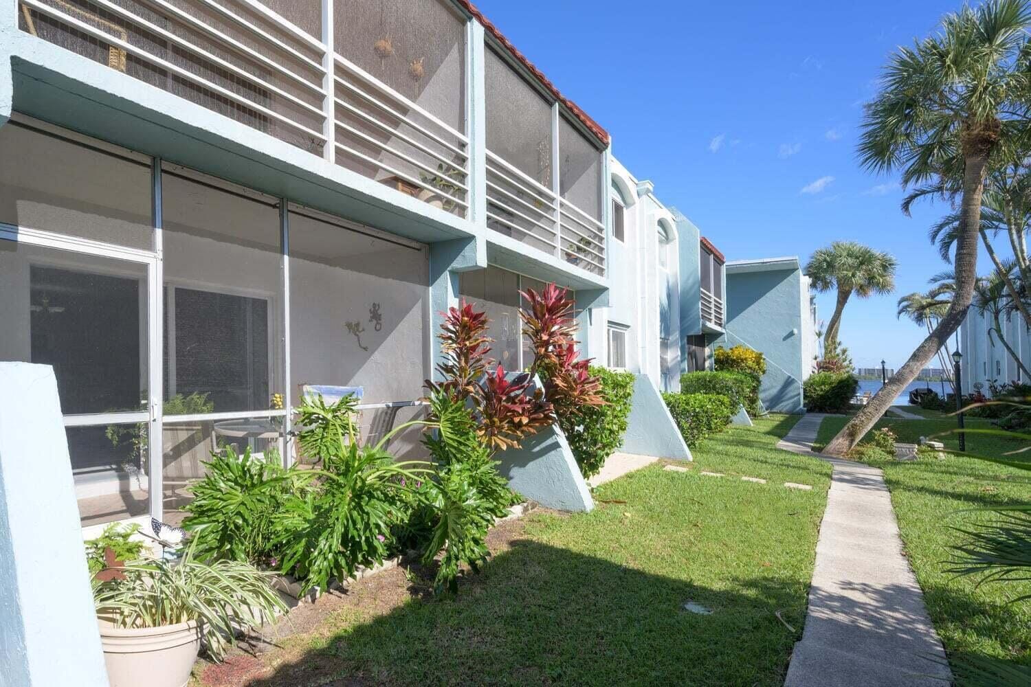 1430 S Lakeside Drive 22 — photo 9