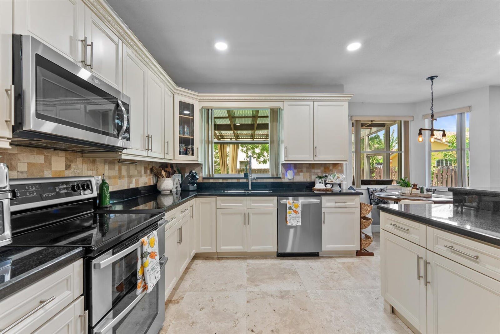 2670 NW 123rd Drive, Coral Springs, FL 33065 photo 6