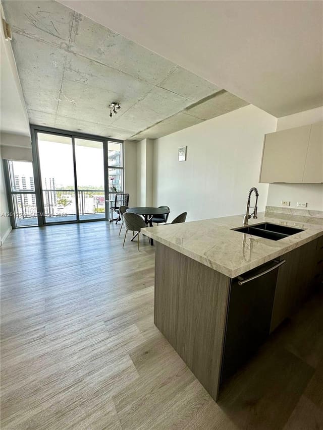 3301 NE 1st Avenue H1811, Miami, FL 33137