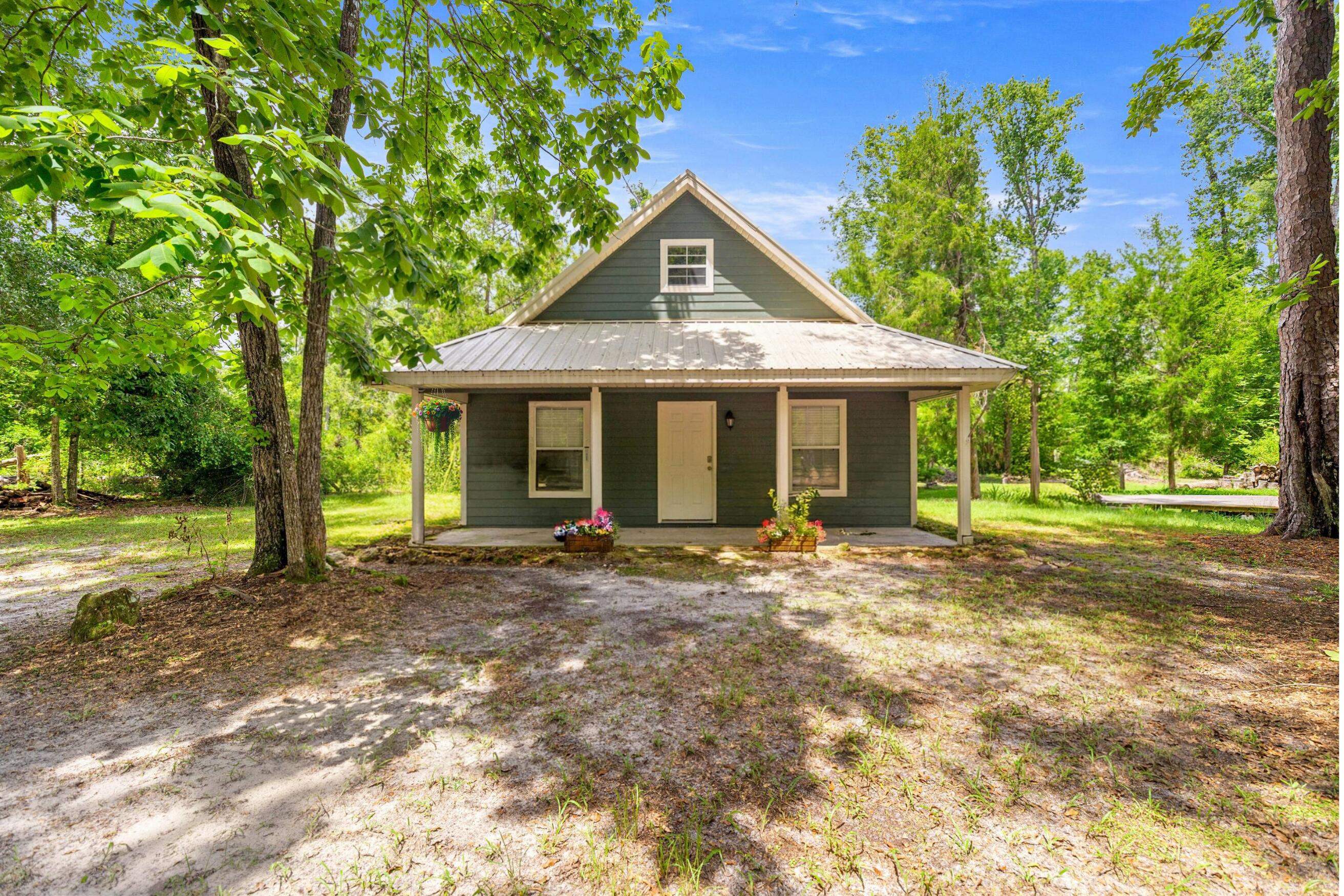 694 SW Quarter Lane, Fort White, FL 32038, Fort White