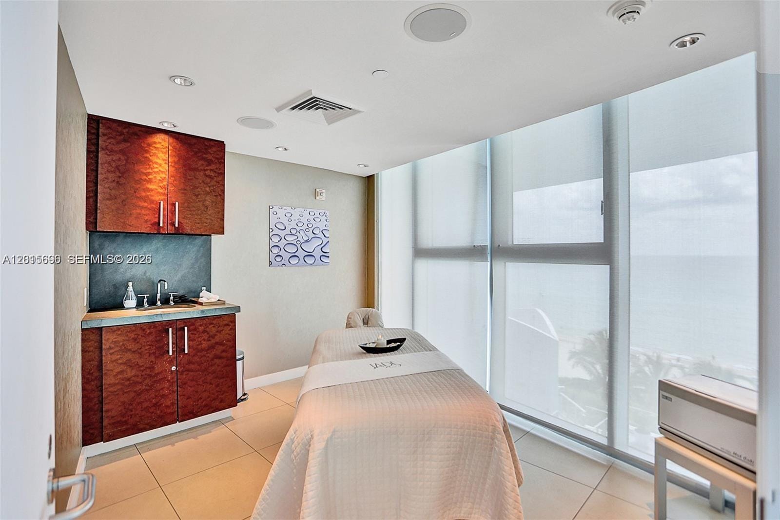 17001 Collins Avenue 1407, Sunny Isles Beach, FL 33160 photo 24