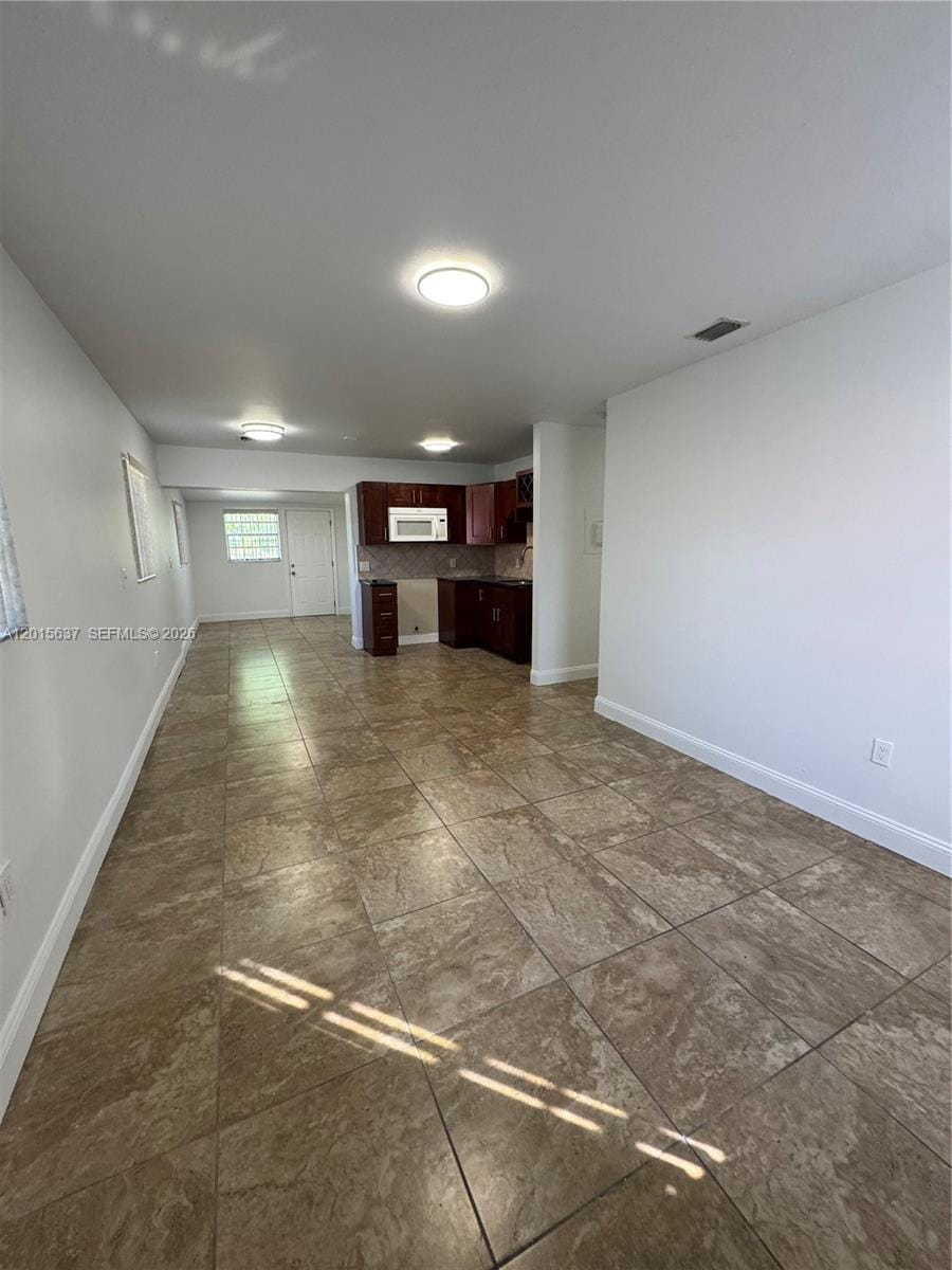 947 Burlington Street — photo 4
