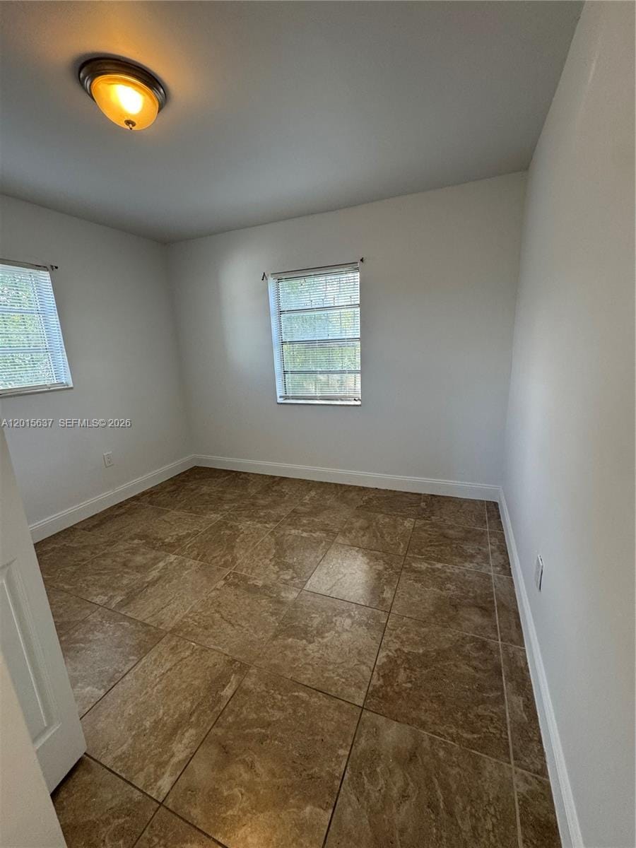 947 Burlington Street — photo 9