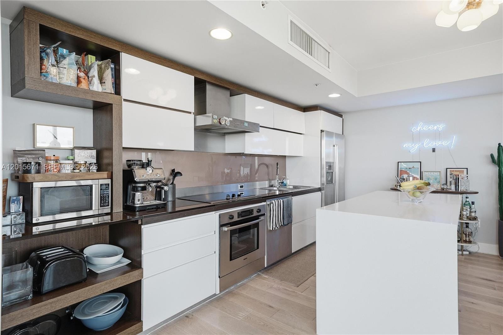 2155 Washington Court 507, Miami Beach, FL 33139 photo 9