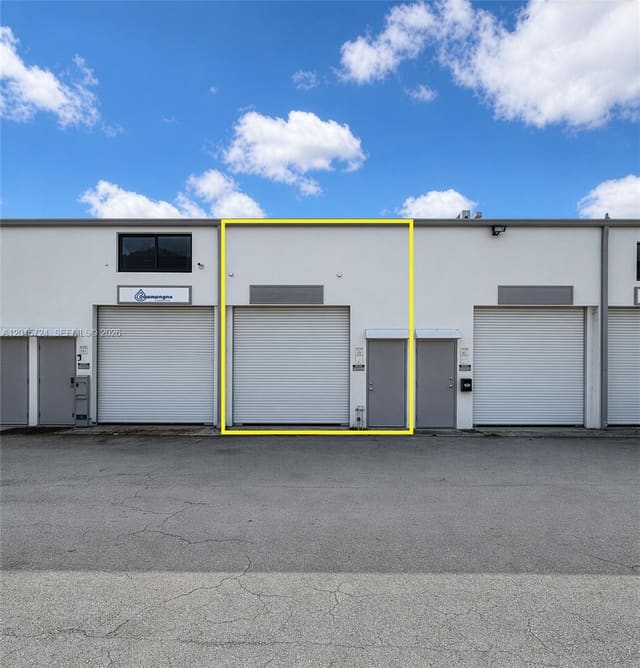 1775 Blount Road 410, Pompano Beach, FL 33069