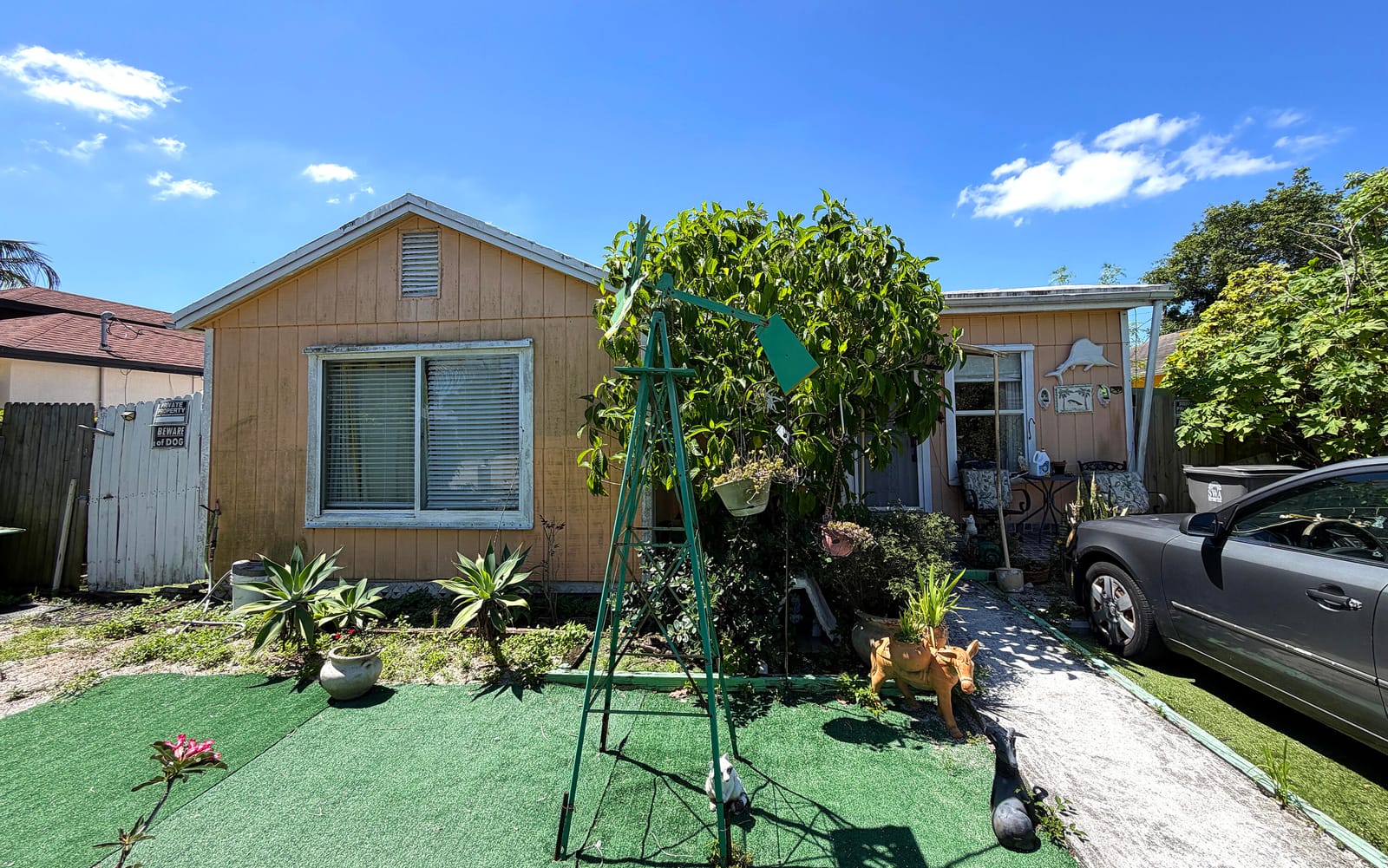 2 bedroom home for sale at 2926 Hiawatha, West Palm Beach, FL 33409 — $250,000