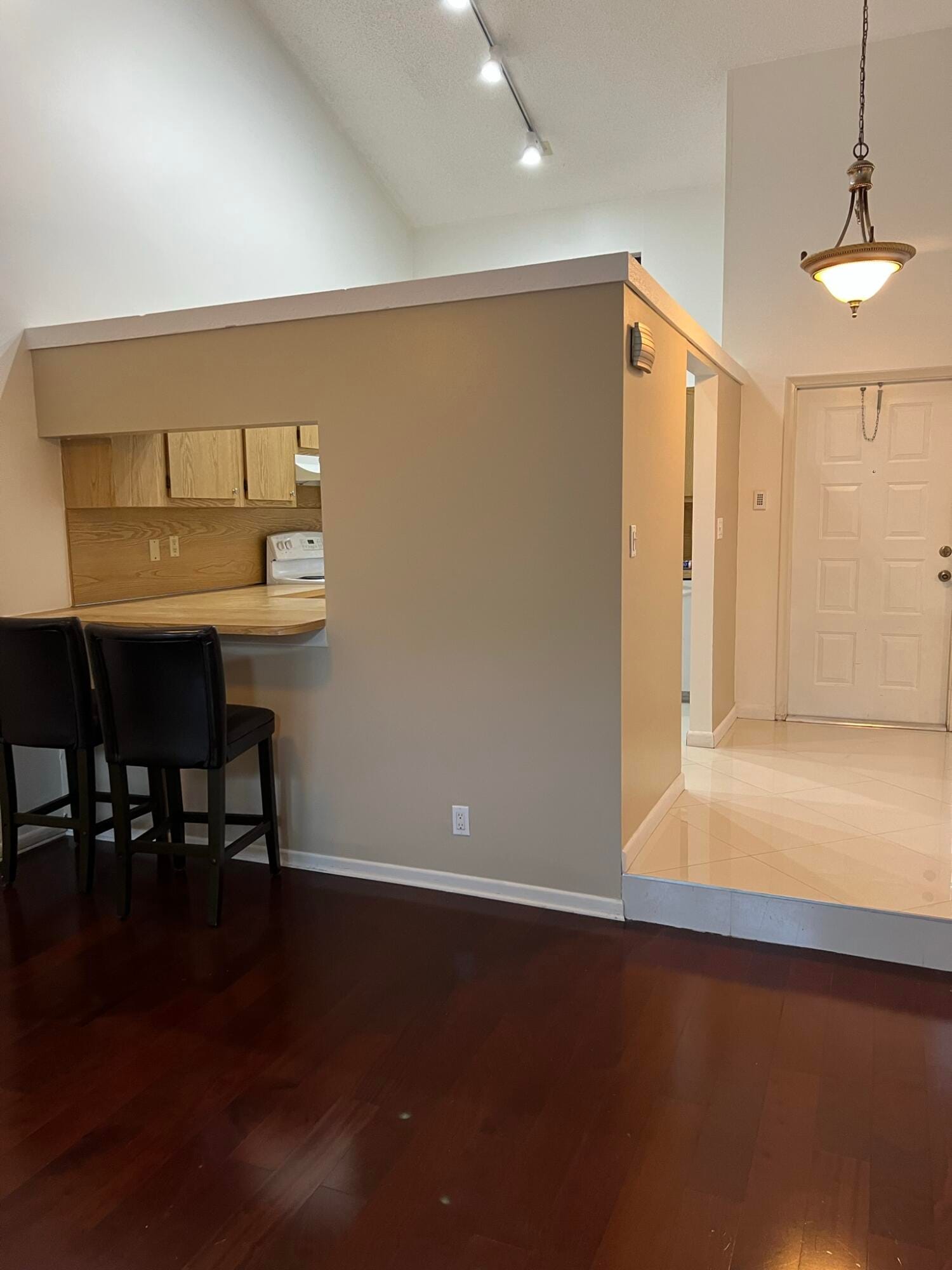 2800 S Oakland Forest Drive 2302 — photo 3
