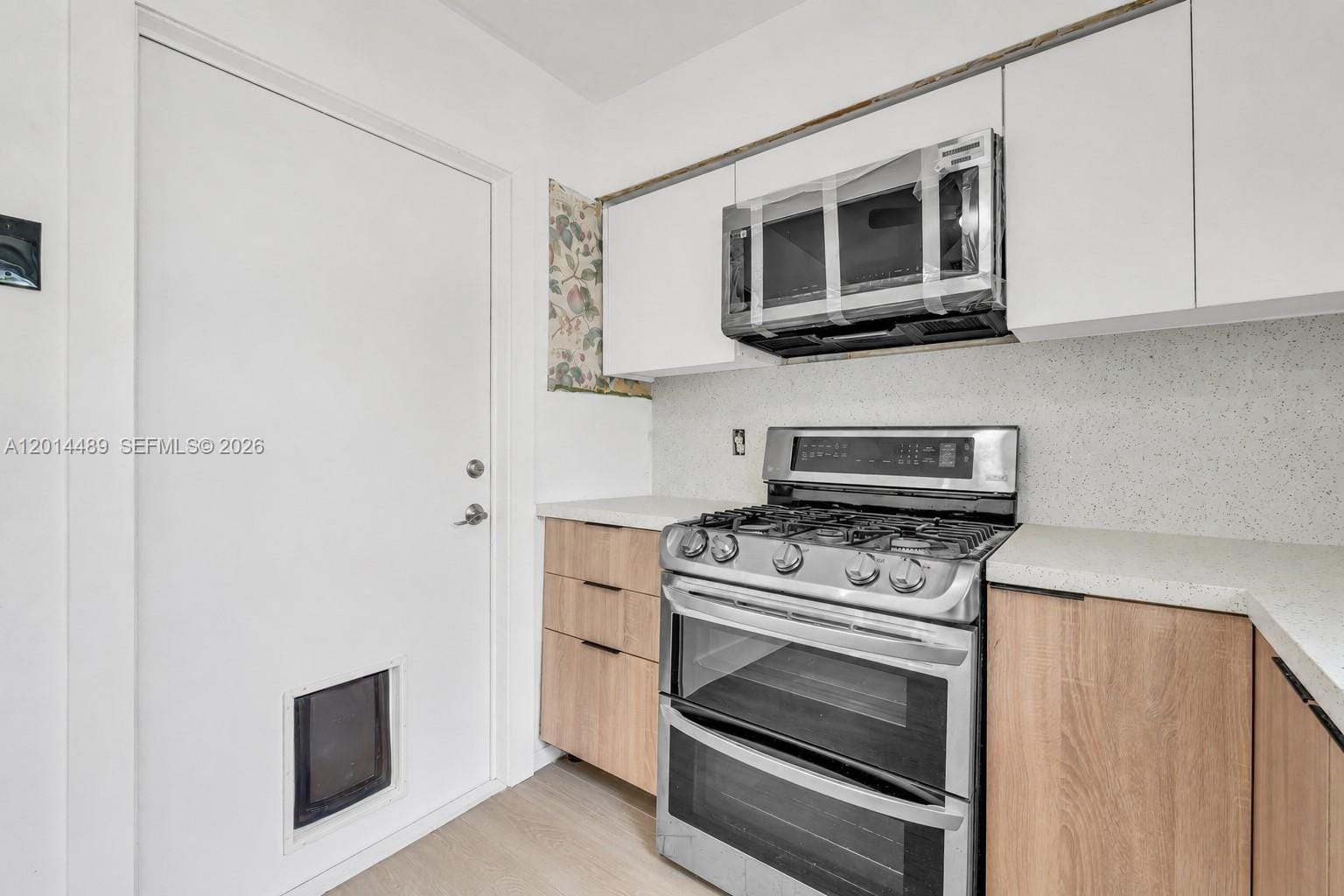 1419 Harding Street, Hollywood, FL 33020 photo 2