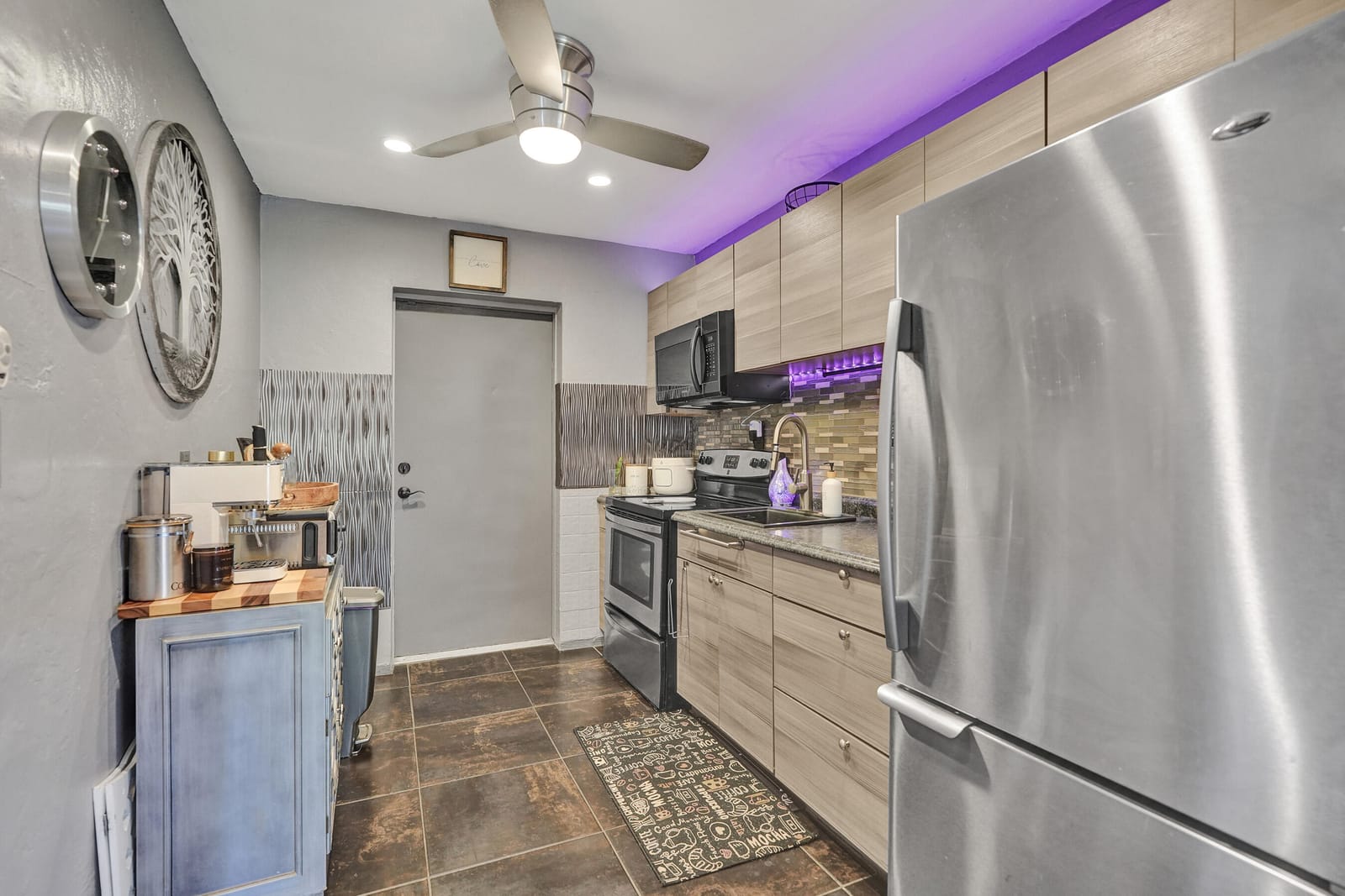 1465 NE 27th Street — photo 9