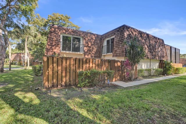 9110 SW 22nd Court D, sold in Tract M-2 Plat, Davie, FL