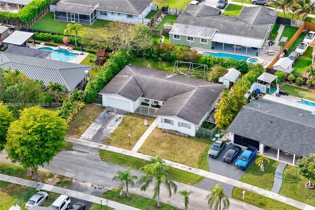 14245 SW 75th Terrace, sold in Kendale Lakes Sec Eight, Miami, FL