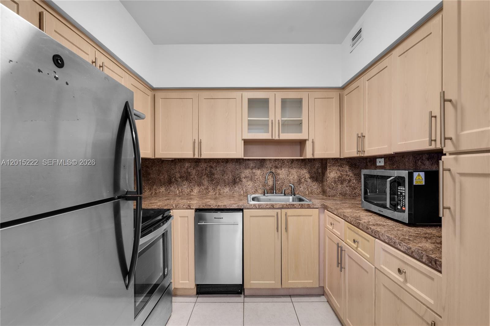 7441 Wayne Avenue 4G, Miami Beach, FL 33141 photo 8