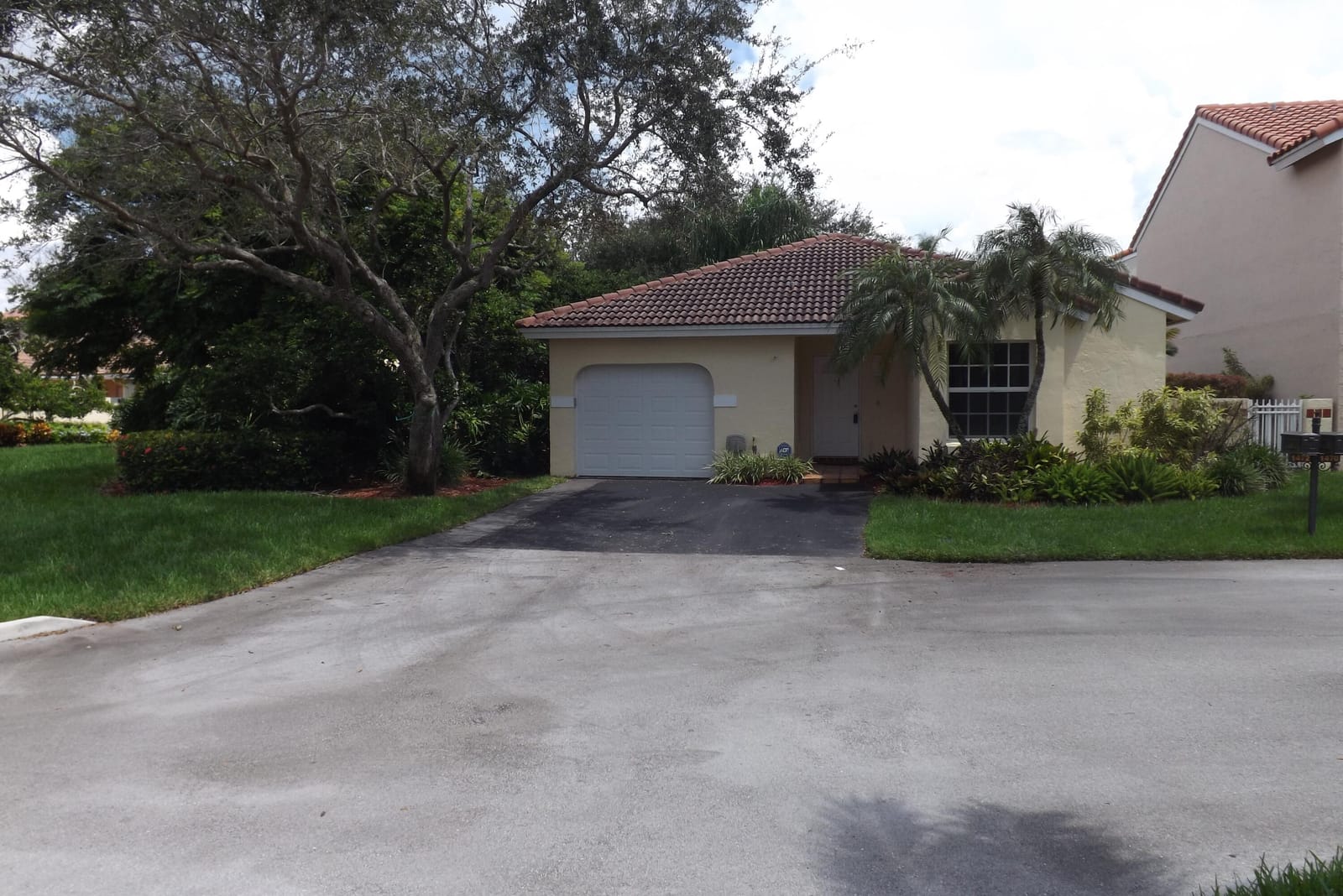 1472 Garden Road, Weston, FL 33326 photo 2