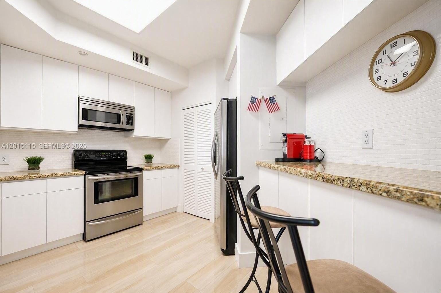888 Brickell Key Drive 609, Miami, FL 33131 photo 6