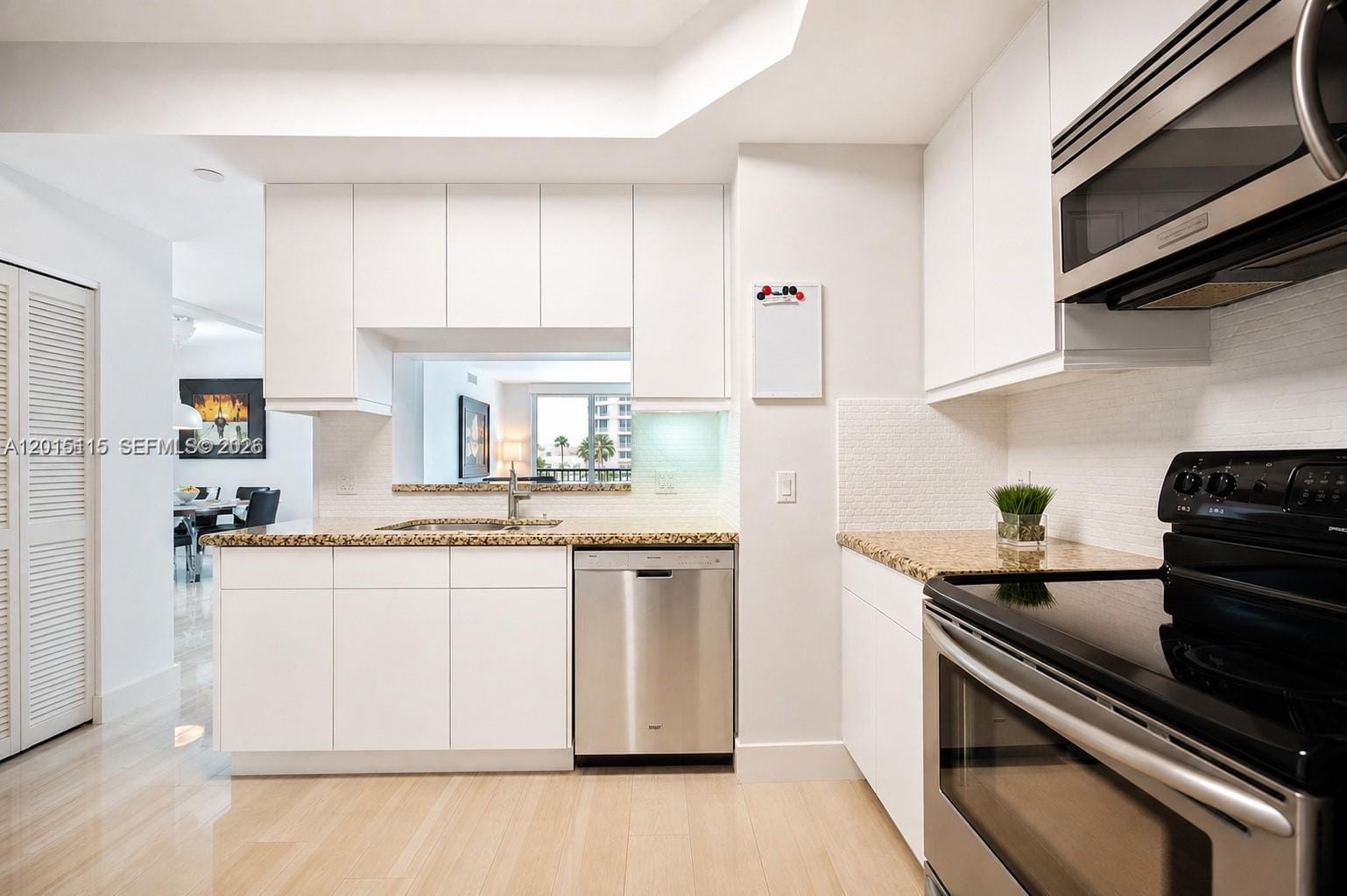 888 Brickell Key Drive 609, Miami, FL 33131 photo 7