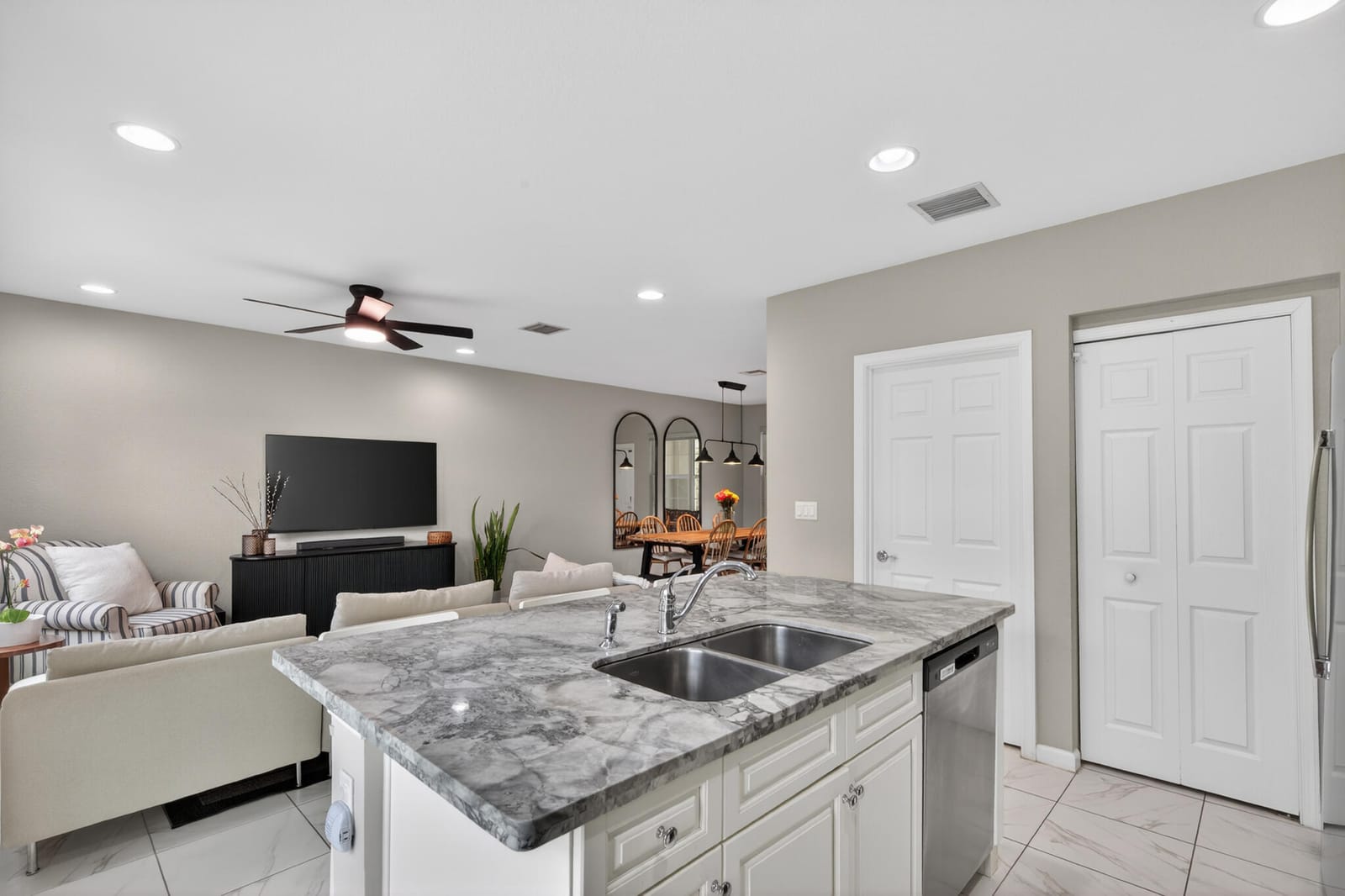2910 NW Treviso Circle — photo 7