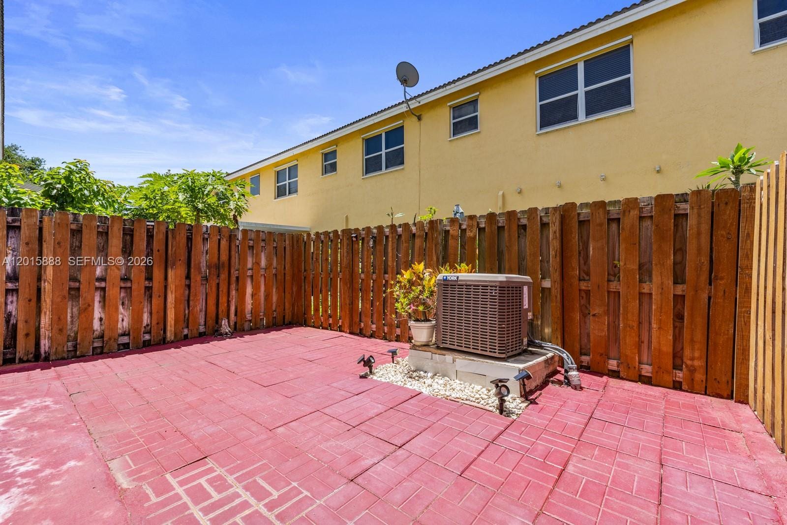 934 NE 42nd Terrace, Homestead, FL 33033 photo 17